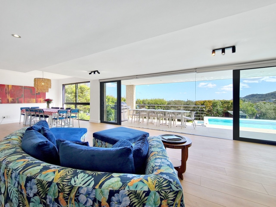 To Let 7 Bedroom Property for Rent in Camps Bay Western Cape